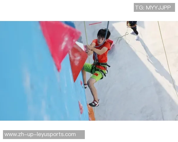 重庆攀岩队在全国攀岩耐力排行榜中荣获第九名的佳绩引发关注